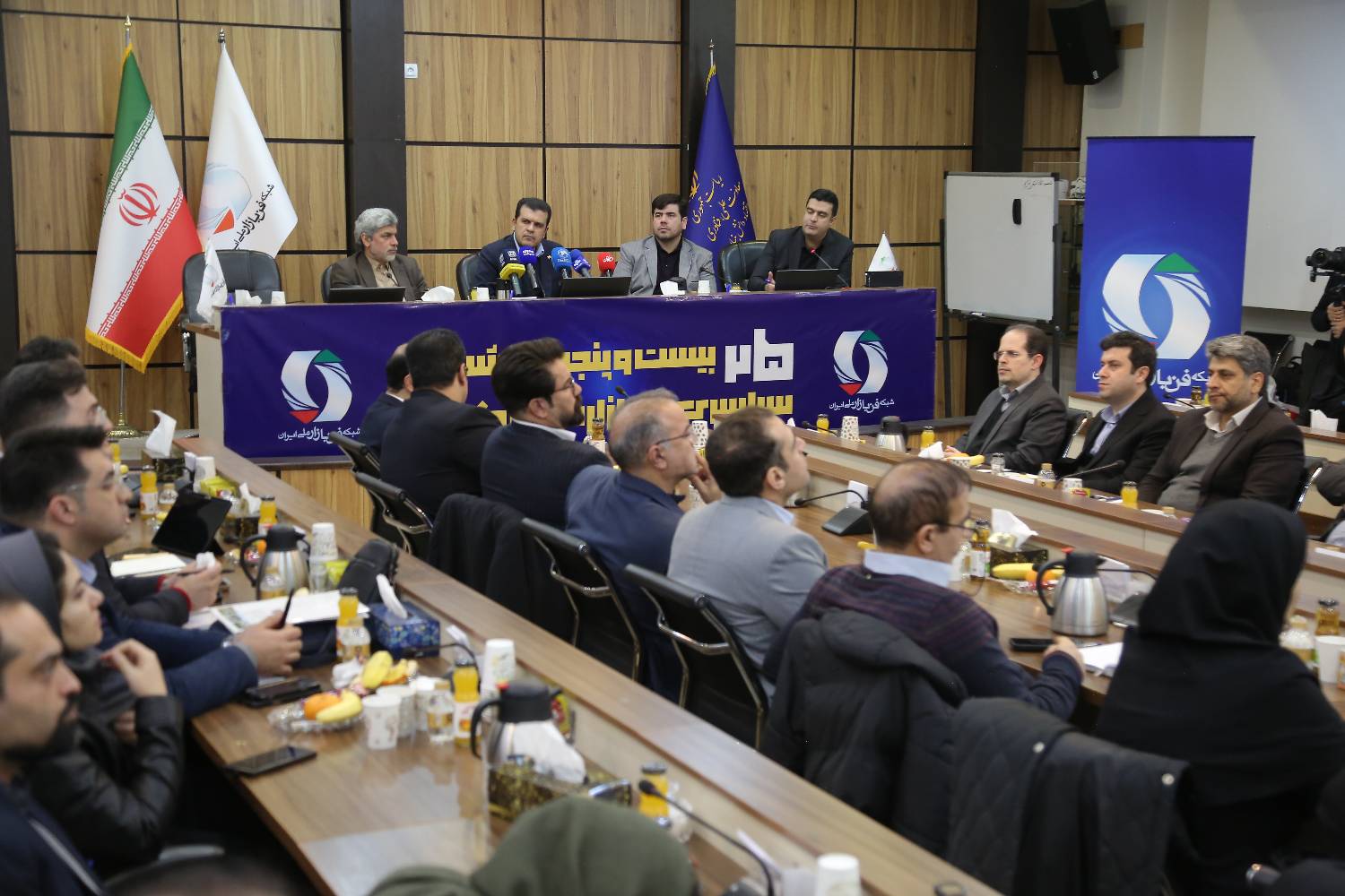 نائب الرئيس أفشين يحدد الدور الاستراتيجي لشبكة سوق التكنولوجيا الوطنية